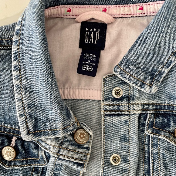 Gap Light Wash Jean Jacket - Picture 5 of 6
